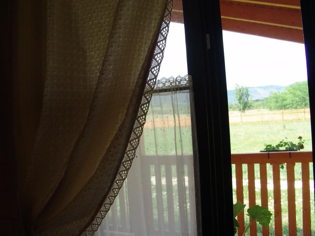 Villa Complex Agroturistic Livada De Nuci Baia de Fier Esterno foto