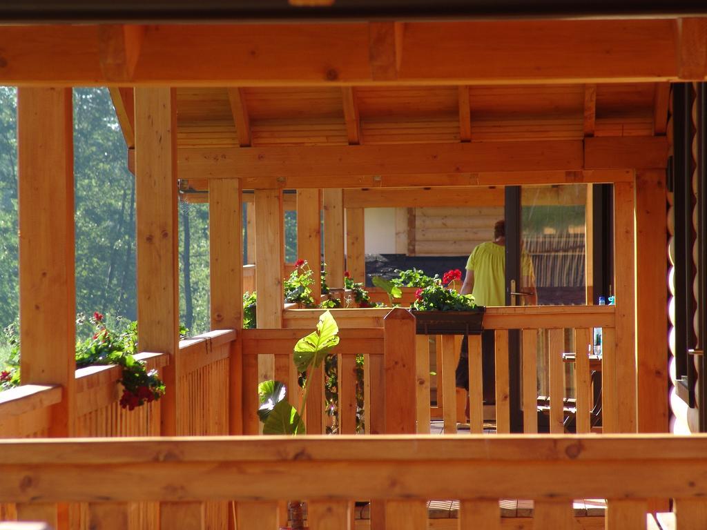 Villa Complex Agroturistic Livada De Nuci Baia de Fier Esterno foto